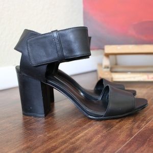 ENZO ANGIOLINI Black Ankle Strap Heels